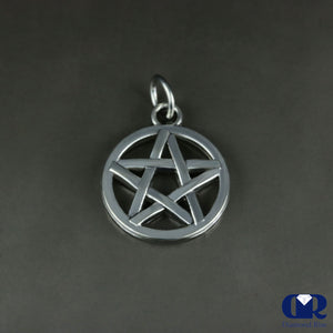 Star Pendant Necklace In Solid 10K Gold With Chain - Diamond Rise Jewelry