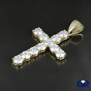1.35 Carat Round Cut Diamond Cross Pendant In 14K Yellow Gold