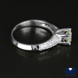 0.98 Carat Round Cut Diamond Engagement Ring In 14K White Gold - Diamond Rise Jewelry